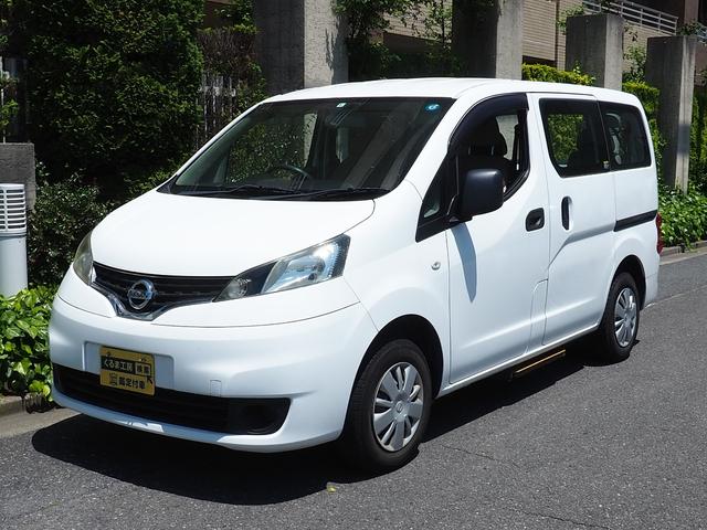 ＮＶ２００バネットバン 　福祉車両・手動スロープ・・車いす１名・７人乗り・車イス後退防止装置サード・電動車イス固定装置サード・左側スライドドア連動オートステップ・左右スライドドア・バックモニター・ＤＶＤ　ＣＤ　キーレス（18枚目）