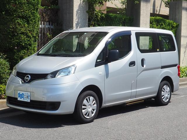 ＮＶ２００バネットバン 　福祉車両・手動スロープ・車いす２名・６人乗・サイドオートステップ・電動ウィンチセカンド・無線ウィンチリモコン・車イス後退防止装置サード・ラッシングベルト・電動車イス固定装置サード（18枚目）