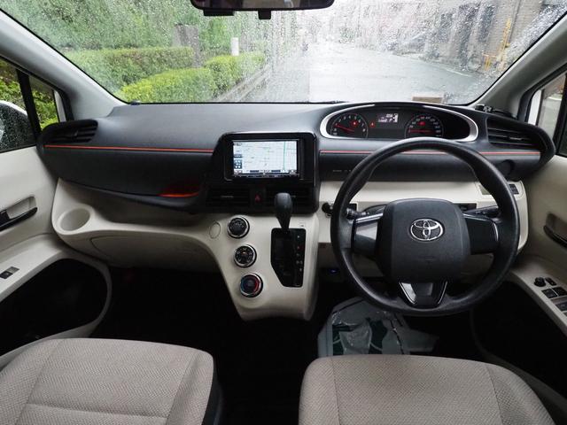 シエンタ Ｘ　ウェルキャブ　車いす仕様車　タイプＩ　助手席側セカンドシート付　スローパー　車いす１名　社外ナビ　１セグＴＶ　バックカメラ　ドラレコ　ＥＴＣ（2枚目）