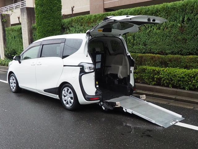シエンタ Ｘ　ウェルキャブ　車いす仕様車　タイプＩ　助手席側セカンドシート付　スローパー　車いす１名　社外ナビ　１セグＴＶ　バックカメラ　ドラレコ　ＥＴＣ（20枚目）