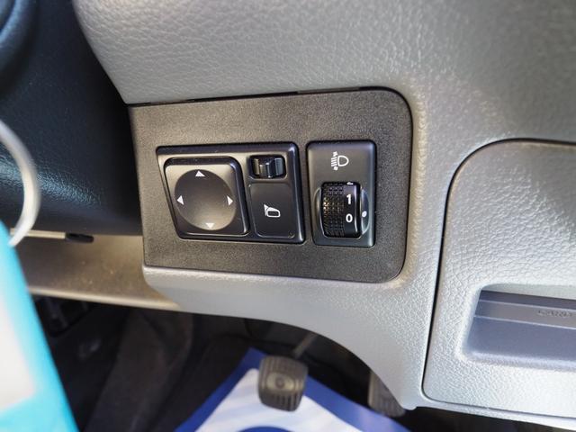 NV200バネットバン 福祉車両・手動スロープ・福祉装置点検済・車いす1名・計7人乗・PVガラス・左側オートステップ・純正ナビ・フルセグTV・ドライブレコーダー・ETC・キーレス・車イス固定装置・リヤークーラー付・車検2年付(8枚目)