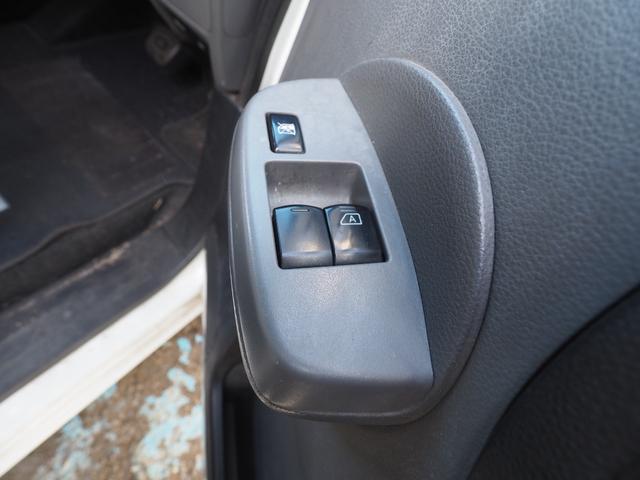 NV200バネットバン スロープタイプ・福祉装置点検済・車イス2名仕様合計6人乗・ストレッチャー可・車いす電動ウインチ・電動車いす固定装置・オートステップ 純正ナビ フルセグTV 営業登録可 8ナンバ-(6枚目)