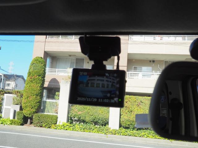 NV200バネットバン スロープタイプ・福祉装置点検済・車イス2名仕様合計6人乗・ストレッチャー可・車いす電動ウインチ・電動車いす固定装置・オートステップ 純正ナビ フルセグTV 営業登録可 8ナンバ-(9枚目)