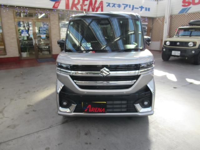 スペーシアカスタム ハイブリッドＸＳターボ　スズキセーフティサポート装着車　全方位モニタ付メモリーナビゲーション装着車　ＥＴＣ２．０車載器　両側パワースライドドア　スズキコネクト対応車　当社社用車　プッシュスタート　スリムサーキュレーター（2枚目）