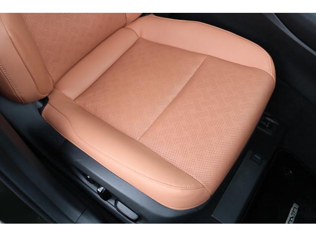 UX UX250h バージョンL 本革シート(ヘーゼル) パノラミックビューモニター ブラインドスポットモニター パーキングサポートブレーキ 3眼LEDヘッドライト アダクティブハイビーム ハンズフリーパワーバックドア ITSコネクト(56枚目)