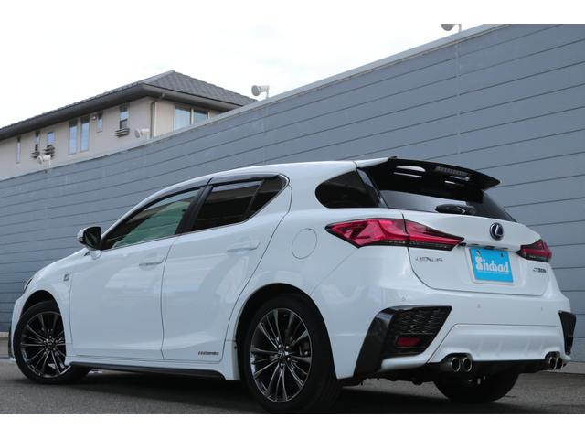 CT CT200h Fスポーツ 本革シート(シャトー/ブラック) Fスポーツ専用ブラックルーフ マークレビンソン 運転席メモリーシート オート電動格納式ドアミラー LEDヘッドライト シートヒーター(10枚目)