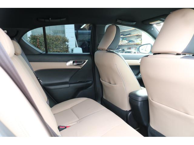 CT CT200h Fスポーツ 本革シート(シャトー/ブラック) Fスポーツ専用ブラックルーフ マークレビンソン 運転席メモリーシート オート電動格納式ドアミラー LEDヘッドライト シートヒーター(31枚目)