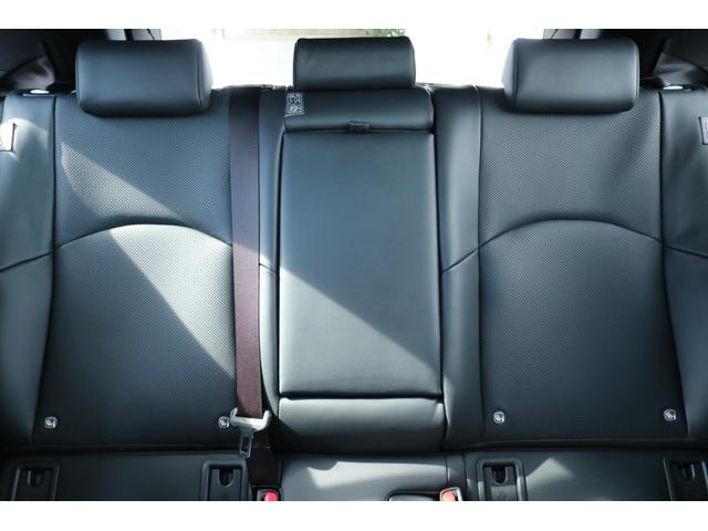 ＵＸ ＵＸ２００　Ｆスポーツ　ワンオーナー　ＴＲＤエアロダイナミクスパッケージ（Ｆ・Ｓ・Ｒ・マフラー）　ＴＲＤエアロフェンダー　本革シート（ブラック）　ムーンルーフ　３眼　パノラミックビュー　ブラインドスポット　オレンジキャリパー（40枚目）