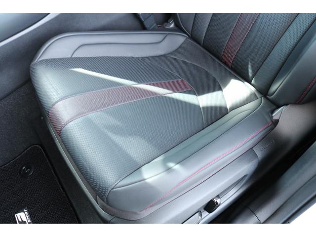 ＵＸ ＵＸ２００　Ｆスポーツ　ワンオーナー　ＴＲＤエアロダイナミクスパッケージ（Ｆ・Ｓ・Ｒ・マフラー）　ＴＲＤエアロフェンダー　本革シート（ブラック）　ムーンルーフ　３眼　パノラミックビュー　ブラインドスポット　オレンジキャリパー（63枚目）