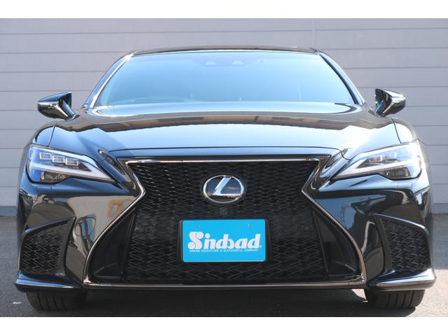 無料２年保証付＆店頭エンジンオイル交換年３回３年も無料＆ポリマーメンテナンスが年３回３年間サービス。遠方の方は陸送納車費用無料！☆納車後もしっかりとサポート。専門店として充実のアフターサービス完備