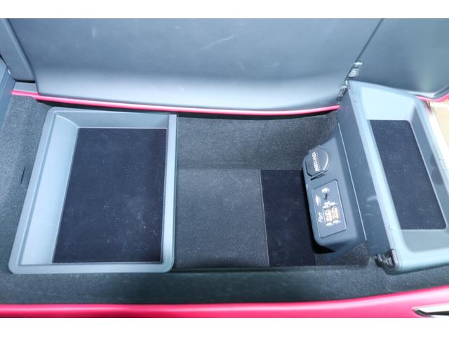 無料２年保証付＆店頭エンジンオイル交換年３回３年も無料＆ポリマーメンテナンスが年３回３年間サービス。遠方の方は陸送納車費用無料！☆納車後もしっかりとサポート。専門店として充実のアフターサービス完備