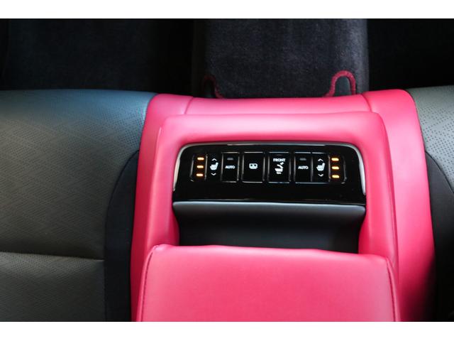 無料２年保証付＆店頭エンジンオイル交換年３回３年も無料＆ポリマーメンテナンスが年３回３年間サービス。遠方の方は陸送納車費用無料！☆納車後もしっかりとサポート。専門店として充実のアフターサービス完備