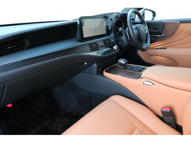 ＬＳ ＬＳ５００　Ｉパッケージ　ワンオーナー　本革シート（ヘーゼル）ムーンルーフ　デジタルインナーミラー　パノラミックビューモニター　ブラインドスポットモニター　１２．３インチタッチワイドディスプレイ（7枚目）