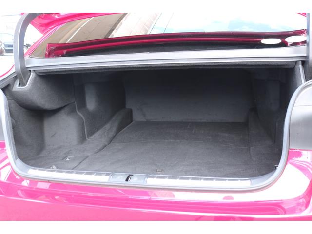 ＬＳ ＬＳ５００　Ｆスポーツ　ワンオーナー　本革シート（ブラック）　ムーンルーフ　マークレビンソン　デジタルインナーミラー　後席シートヒーター　３眼ＬＥＤヘッドライト　ブラインドスポットモニター　パノラミックビューモニター（13枚目）