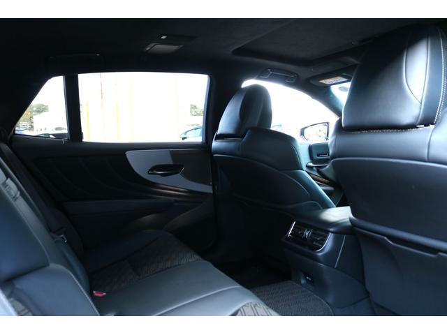 ＬＳ ＬＳ５００　Ｆスポーツ　ワンオーナー　本革シート（ブラック）　ムーンルーフ　マークレビンソン　デジタルインナーミラー　後席シートヒーター　３眼ＬＥＤヘッドライト　ブラインドスポットモニター　パノラミックビューモニター（44枚目）