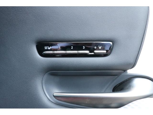 ＬＳ ＬＳ５００　Ｆスポーツ　ワンオーナー　本革シート（ブラック）　ムーンルーフ　マークレビンソン　デジタルインナーミラー　後席シートヒーター　３眼ＬＥＤヘッドライト　ブラインドスポットモニター　パノラミックビューモニター（68枚目）