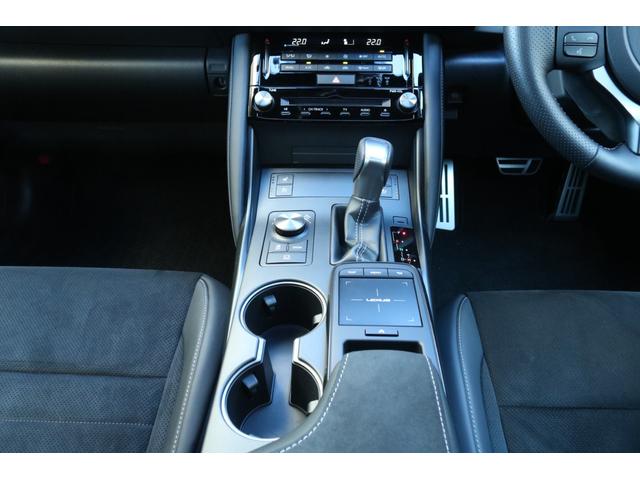 ＩＳ ＩＳ３５０　ＦスポーツモードブラックＩＩＩ　ワンオーナー　ＴＲＤエアロダイナミクスパッケージ　　Ｌｔｅｘシート（専用ブラック）　ムーンルーフ　パノラミックビューモニター　オレンジキャリパー　３眼ＬＥＤ　トルセンＬＳＤ　アダプティブハイビーム（35枚目）