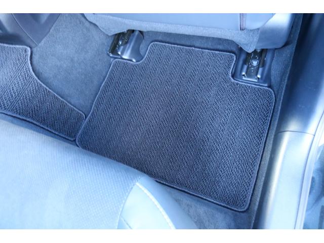 ＩＳ ＩＳ３５０　ＦスポーツモードブラックＩＩＩ　ワンオーナー　ＴＲＤエアロダイナミクスパッケージ　　Ｌｔｅｘシート（専用ブラック）　ムーンルーフ　パノラミックビューモニター　オレンジキャリパー　３眼ＬＥＤ　トルセンＬＳＤ　アダプティブハイビーム（60枚目）