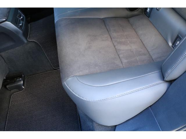 ＩＳ ＩＳ３５０　ＦスポーツモードブラックＩＩＩ　ワンオーナー　ＴＲＤエアロダイナミクスパッケージ　　Ｌｔｅｘシート（専用ブラック）　ムーンルーフ　パノラミックビューモニター　オレンジキャリパー　３眼ＬＥＤ　トルセンＬＳＤ　アダプティブハイビーム（61枚目）