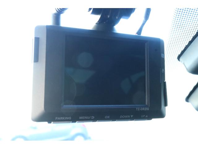 ＩＳ ＩＳ３５０　ＦスポーツモードブラックＩＩＩ　ワンオーナー　ＴＲＤエアロダイナミクスパッケージ　　Ｌｔｅｘシート（専用ブラック）　ムーンルーフ　パノラミックビューモニター　オレンジキャリパー　３眼ＬＥＤ　トルセンＬＳＤ　アダプティブハイビーム（68枚目）