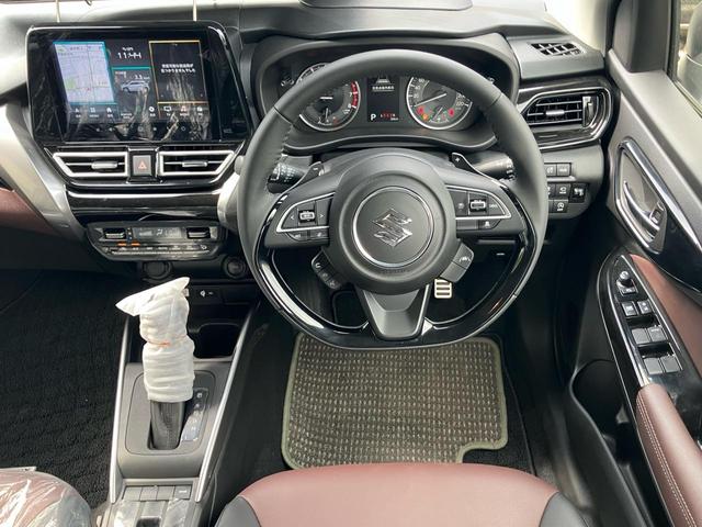 フロンクス ベースグレード クリアランスソナー 全周囲カメラ シートヒーター USB入力端子 走行距離34キロ レーンアシスト 車検令和9年10月まで LEDヘッドランプ 基本装備 安全装備(13枚目)