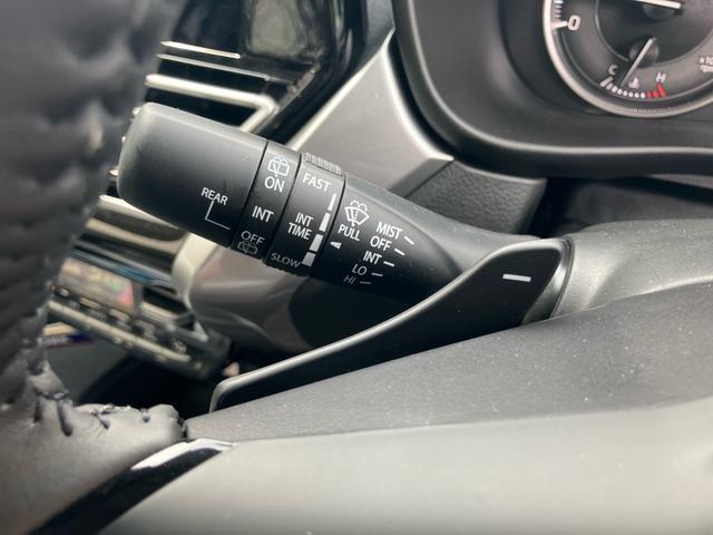 フロンクス ベースグレード クリアランスソナー 全周囲カメラ シートヒーター USB入力端子 走行距離34キロ レーンアシスト 車検令和9年10月まで LEDヘッドランプ 基本装備 安全装備(21枚目)