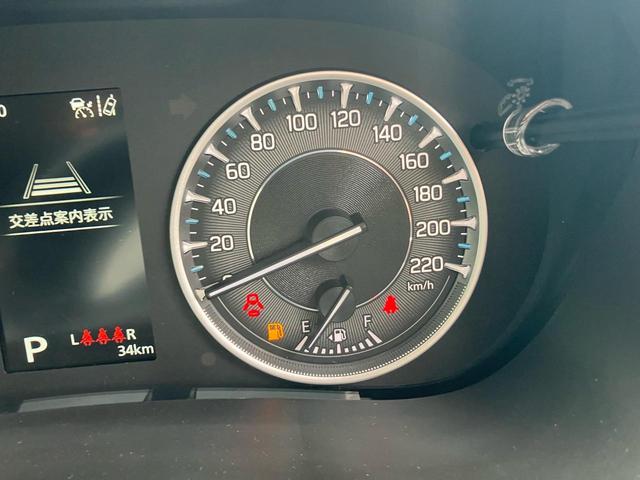 フロンクス ベースグレード クリアランスソナー 全周囲カメラ シートヒーター USB入力端子 走行距離34キロ レーンアシスト 車検令和9年10月まで LEDヘッドランプ 基本装備 安全装備(23枚目)