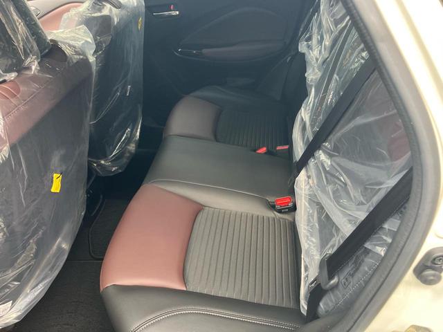 フロンクス ベースグレード クリアランスソナー 全周囲カメラ シートヒーター USB入力端子 走行距離34キロ レーンアシスト 車検令和9年10月まで LEDヘッドランプ 基本装備 安全装備(49枚目)