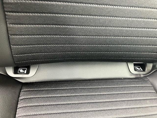 フロンクス ベースグレード クリアランスソナー 全周囲カメラ シートヒーター USB入力端子 走行距離34キロ レーンアシスト 車検令和9年10月まで LEDヘッドランプ 基本装備 安全装備(57枚目)