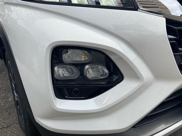 フロンクス ベースグレード クリアランスソナー 全周囲カメラ シートヒーター USB入力端子 走行距離34キロ レーンアシスト 車検令和9年10月まで LEDヘッドランプ 基本装備 安全装備(61枚目)