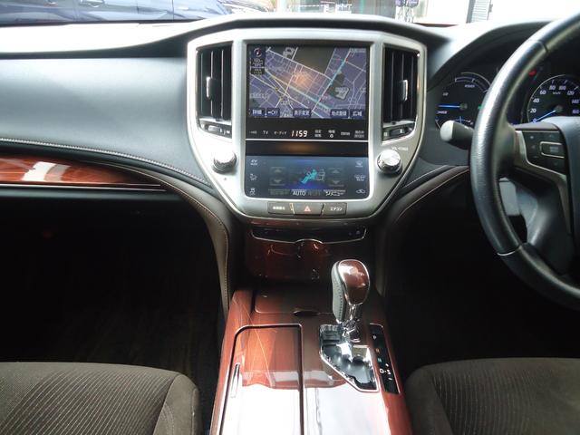 クラウンハイブリッド ロイヤルサルーン　ワンオーナー車　パノラミックビューモニター　レーダークルーズコントロール　ドラレコ（11枚目）