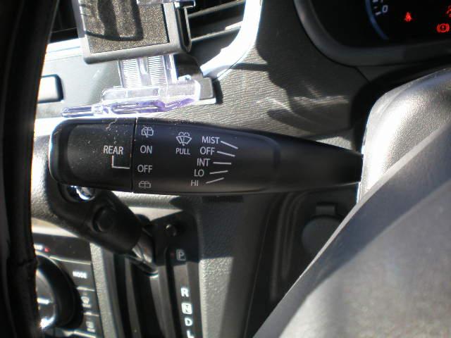 ワゴンＲスティングレー Ｘ　レーダーブレーキサポート　シートヒーター　エネチャージ　ドライブレコーダー　オートライト　ＨＩＤライト　１４インチアルミ　スマートキー　プッシュスタート　フォグランプ　ＵＶカット＆プライバシーガラス（13枚目）