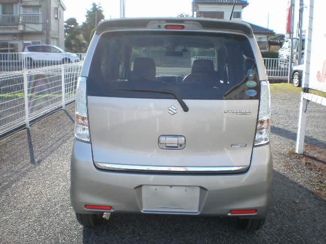 ワゴンＲスティングレー Ｘ　レーダーブレーキサポート　シートヒーター　エネチャージ　ドライブレコーダー　オートライト　ＨＩＤライト　１４インチアルミ　スマートキー　プッシュスタート　フォグランプ　ＵＶカット＆プライバシーガラス（32枚目）