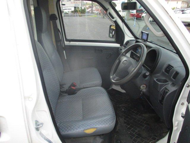 ハイゼットカーゴ ハイゼット 冷蔵冷凍カーゴ -2℃表示 クーリングバン 4WD(8枚目)