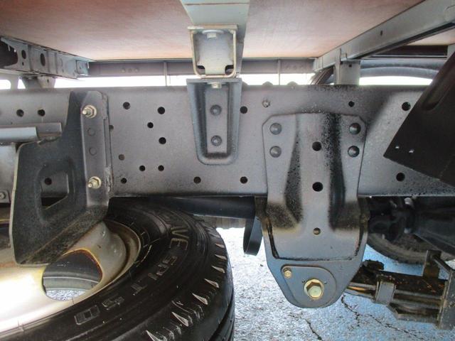 全低床 2.0t全低床 垂直ゲート600kg テーブル1150mm 木製荷台 10尺ボディー(26枚目)