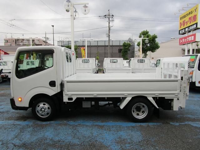 アトラストラック フルスーパーローＤＸ　１．５ｔフルスーパーロー　ダブル　垂直ＰＧ６００ｋｇ　テーブル１０００ｍｍ　スティール荷台　社外１セグＴＶ　ナビ　ＥＴＣ　キーレス　セキュリティ－　左電動格納ミラー（8枚目）