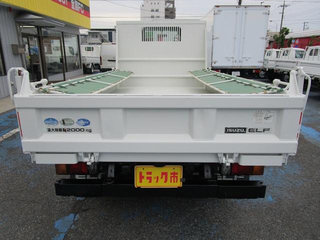 エルフトラック 強化フルフラットローダンプ 3.0ディーゼルターボ 強化3方開ダンプ 左右リヤ回転ピン 左右手動コボレーン キーレス セキュリティー 左電動格納ミラー(9枚目)