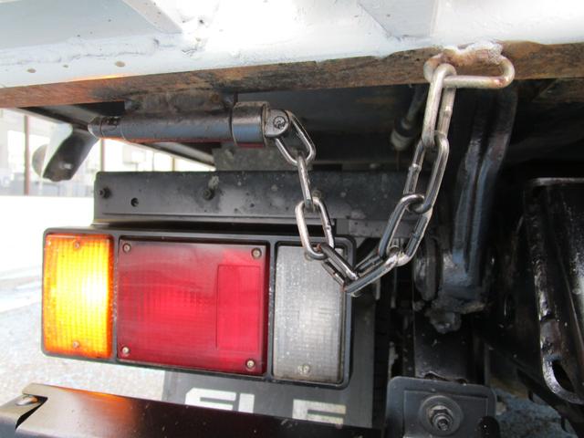 エルフトラック 強化フルフラットローダンプ 3.0ディーゼルターボ 強化3方開ダンプ 左右リヤ回転ピン 左右手動コボレーン キーレス セキュリティー 左電動格納ミラー(11枚目)