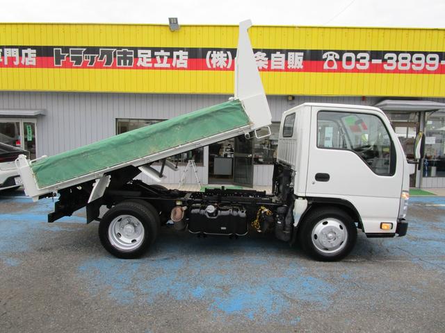 エルフトラック 強化フルフラットローダンプ 3.0ディーゼルターボ 強化3方開ダンプ 左右リヤ回転ピン 左右手動コボレーン キーレス セキュリティー 左電動格納ミラー(18枚目)