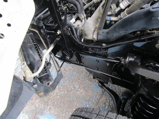 エルフトラック 強化フルフラットローダンプ 3.0ディーゼルターボ 強化3方開ダンプ 左右リヤ回転ピン 左右手動コボレーン キーレス セキュリティー 左電動格納ミラー(34枚目)