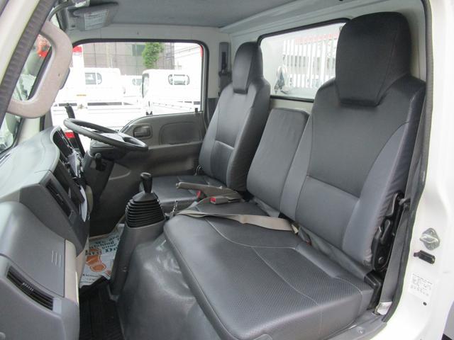 エルフトラック 強化フルフラットローダンプ 3.0ディーゼルターボ 強化3方開ダンプ 左右リヤ回転ピン 左右手動コボレーン キーレス セキュリティー 左電動格納ミラー(49枚目)