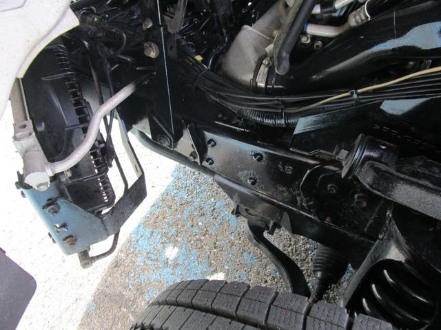 エルフトラック ロング高床 2.0t標準 ロング ハイキャブ 高床 2.6t吊り3段クレーン フックイン 木製荷台 キーレス セキュリティー 左電動格納ミラー(26枚目)