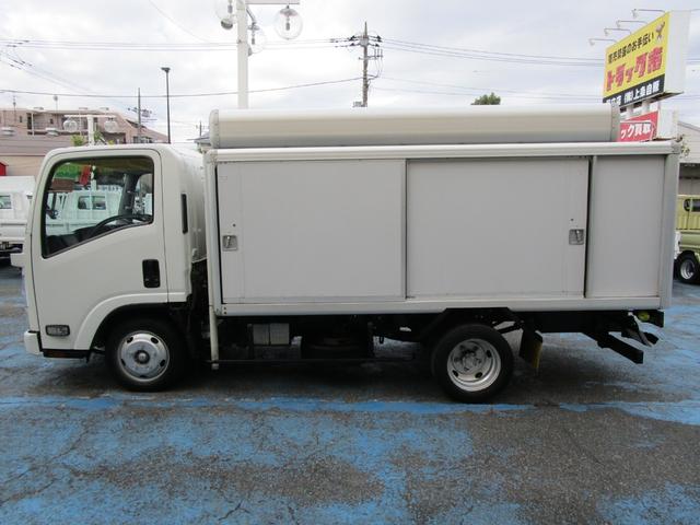 エルフトラック フルフラットロー 2.0tセミロング フルフラットロー ボトルカー 左右スライドx2 リヤ跳ね上げ扉 ハイラック リヤラダー カラーBモニター 左電動格納ミラー(16枚目)