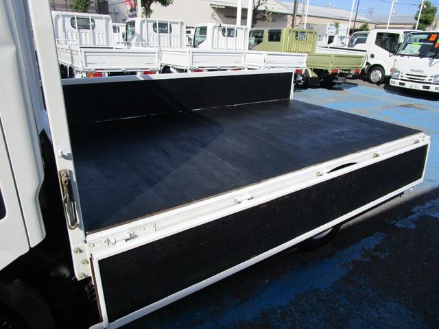 アトラストラック ショートフルスーパーローＤＸ　１．５ｔショートボディー　フルスーパーロー　Ｒシングルタイヤ木製荷台　Ｗ　ＳＲＳエアバック　ＡＢＳ　キーレス　セキュリティー　左電動格納ミラー　社外ＥＴＣ（15枚目）