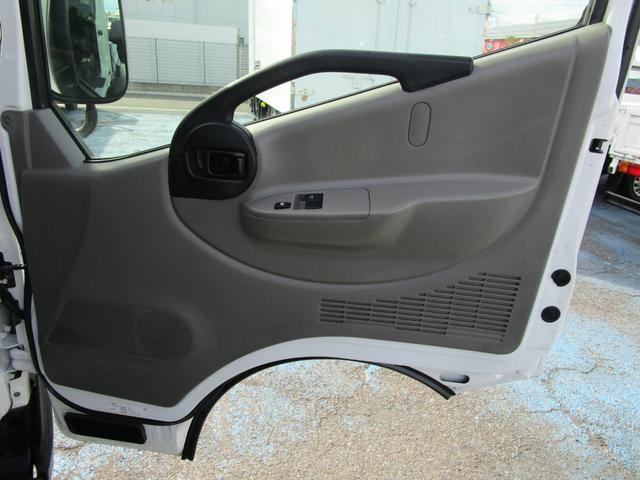 アトラストラック ショートフルスーパーローＤＸ　１．５ｔショートボディー　フルスーパーロー　Ｒシングルタイヤ木製荷台　Ｗ　ＳＲＳエアバック　ＡＢＳ　キーレス　セキュリティー　左電動格納ミラー　社外ＥＴＣ（27枚目）