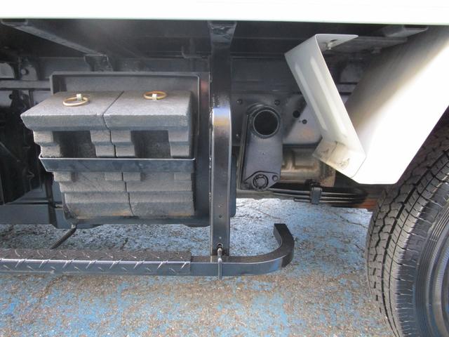 ボンゴトラック ＤＸ　０．８ｔロング　シングルワイドロー　ボトルカー　左右スライド　リヤ跳ね上げ扉　ハイラック　リヤラダー　ダストＢＯＸ　カラーＢモニター　ドラレコ　Ｗ　ＳＲＳエアバック　ＡＢＳ　左リモコンミラー　キーレス（18枚目）