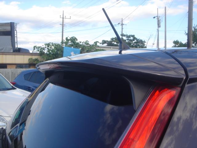 フィットハイブリッド Ｌパッケージ　ＳＤナビ・ワンセグ・Ｒカメラ・安心パッケージ・Ｂｌｕｅｔｏｏｔｈ・ＬＥＤヘッドライト・クルーズコントロール・ＡＵＴＯヘッドライト・プッシュスタート・ステアリングスイッチ・革巻きステアリング・禁煙車（9枚目）