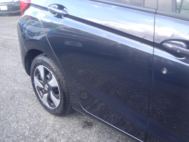 フィットハイブリッド Ｌパッケージ　ＳＤナビ・ワンセグ・Ｒカメラ・安心パッケージ・Ｂｌｕｅｔｏｏｔｈ・ＬＥＤヘッドライト・クルーズコントロール・ＡＵＴＯヘッドライト・プッシュスタート・ステアリングスイッチ・革巻きステアリング・禁煙車（33枚目）