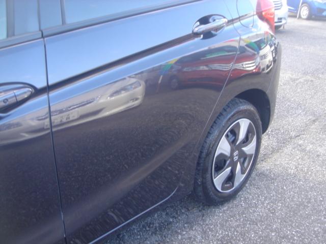 フィットハイブリッド Ｌパッケージ　ＳＤナビ・ワンセグ・Ｒカメラ・安心パッケージ・Ｂｌｕｅｔｏｏｔｈ・ＬＥＤヘッドライト・クルーズコントロール・ＡＵＴＯヘッドライト・プッシュスタート・ステアリングスイッチ・革巻きステアリング・禁煙車（38枚目）