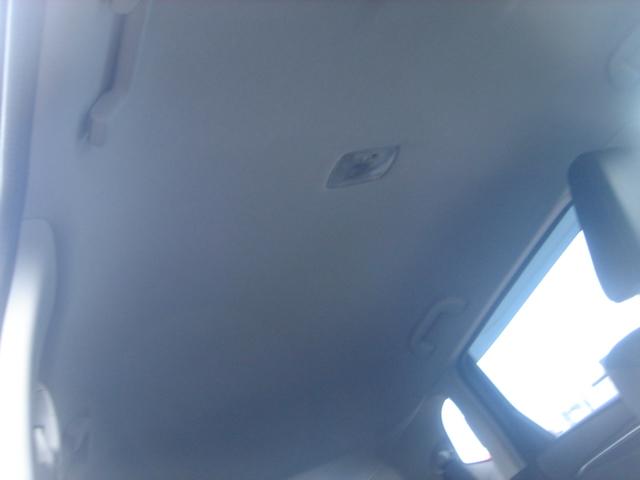 フィットハイブリッド Ｌパッケージ　ＳＤナビ・ワンセグ・Ｒカメラ・安心パッケージ・Ｂｌｕｅｔｏｏｔｈ・ＬＥＤヘッドライト・クルーズコントロール・ＡＵＴＯヘッドライト・プッシュスタート・ステアリングスイッチ・革巻きステアリング・禁煙車（45枚目）